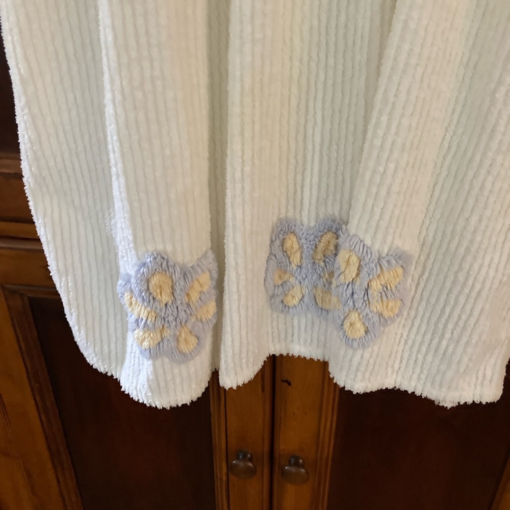 Mark Travers L Chenille Robe 100 Cotton Supertex Australia Cr w/pale flowers - Picture 4 of 8